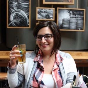 Meet your Posher, Lori